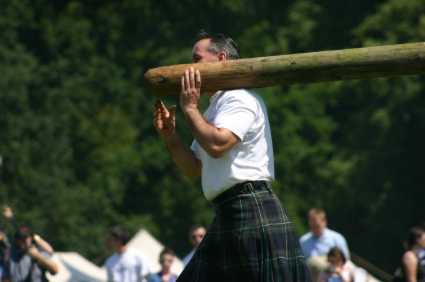 Tossing the Caber