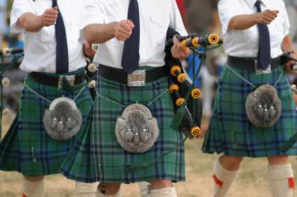 Highland Games Categories - Marching Pipers